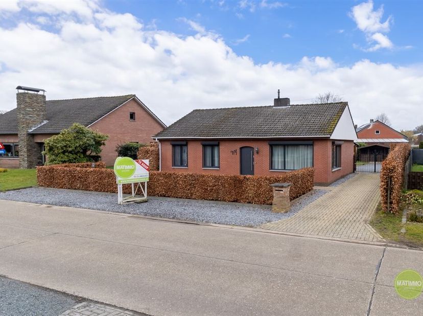 *** IN OPTIE *** &lt;br /&gt;
Welkom in deze prachtige woning in Olmen, een ideale plek voor wie op zoek is naar comfort en stijl. Deze gelijkvloerse woning