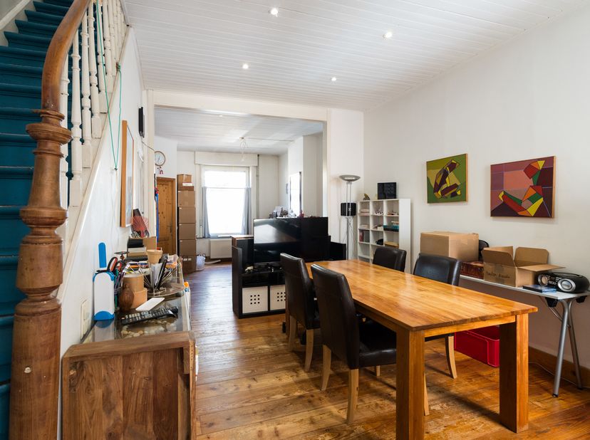 VENTE DE 100% DES PARTS SOCIALES - WOLUWE-SAINT-LAMBERT, idéalement située entre les quartiers prisés de Roodebeek et George Henri, charmante MAISON u