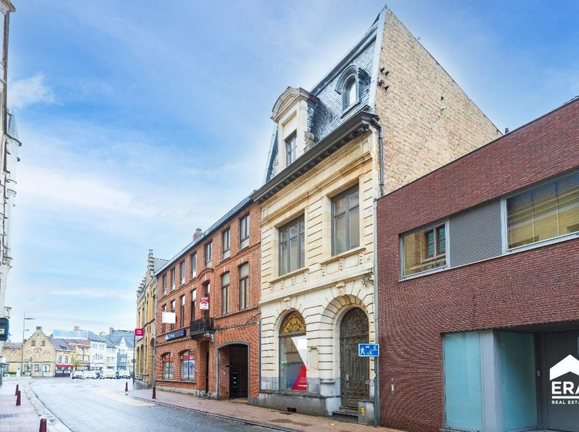 Bien professionnel à vendre
                    à 8970 Poperinge