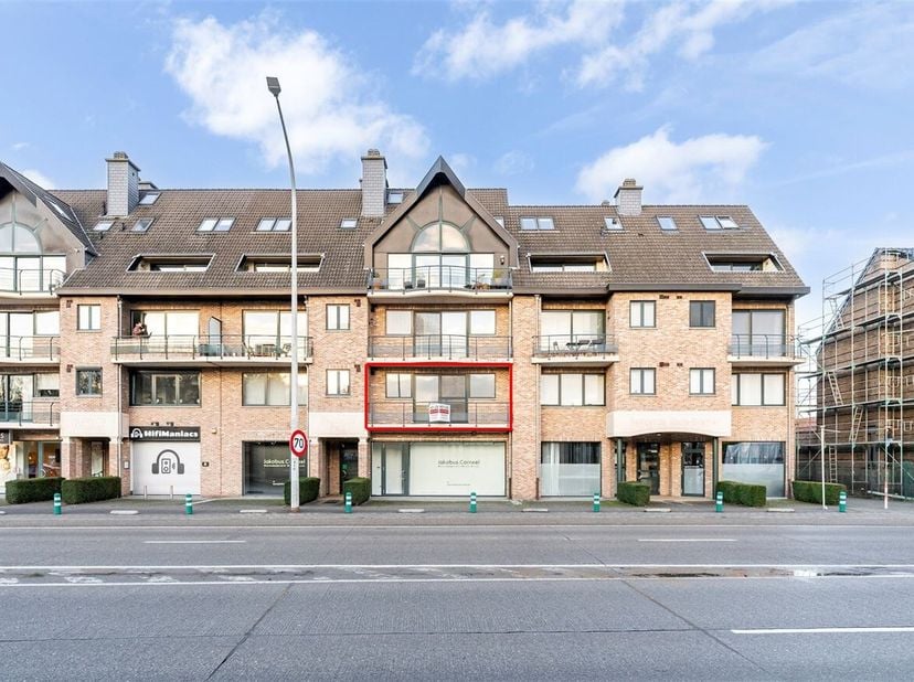 Knap appartement in Hasselt met 2 slaapkamers&lt;br /&gt;
Dit centraal gelegen appartement aan de Kuringersteenweg heeft een uitstekende bereikbaarheid. Gel