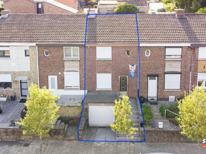 L&#039;agence SKYIMMO vous propose cette belle maison d&#039;une surface habitable de 130m2 située a SERAING dans une rue calme. Celle-ci est composé comme suit