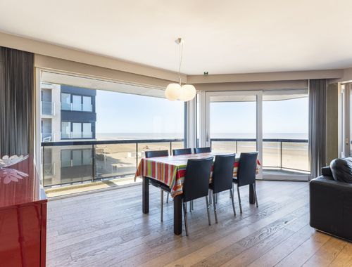                                         Appartement à vendre à Koksijde, € 575.000
