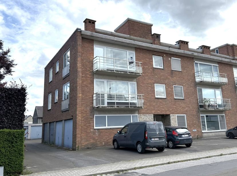 Appartement à louer
                    à 8700 Tielt