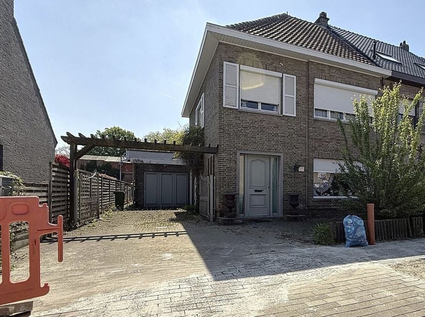 Maison à vendre
                    à 9220 Hamme