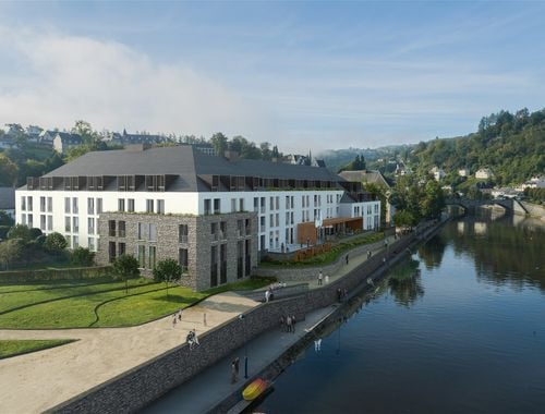                                         Garage te koop in Bouillon, € 140.000
