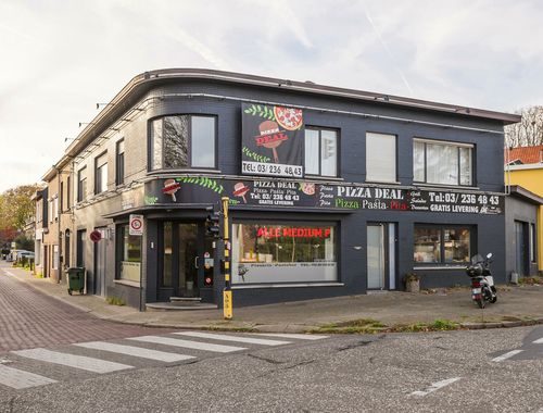                                        Gemengd gebruik te koop in Boechout, € 699.000
