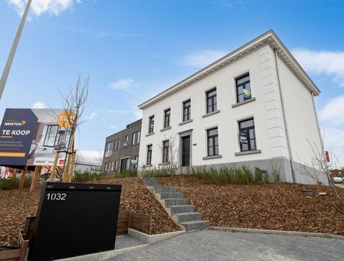                                         Appartement te koop in Dilbeek, € 377.375
