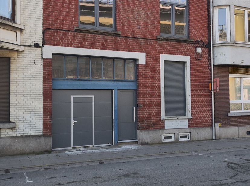 NOUVEAU A LOUER COLOCATION DE 3&lt;br /&gt;
Disponible à partir du 1er avril Maison de colocation proche de toutes commodités, de la gare, des écoles et uni
