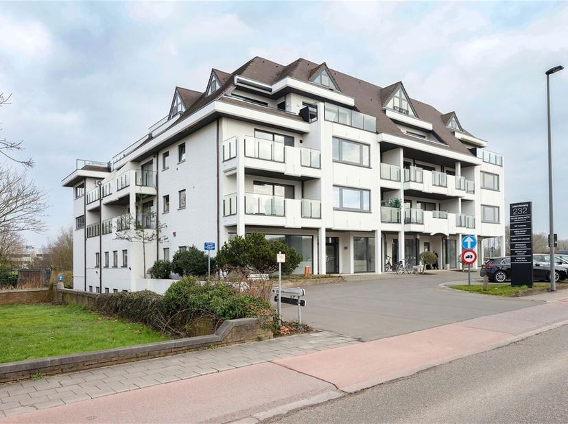 Garage à vendre
                    à 3500 Hasselt