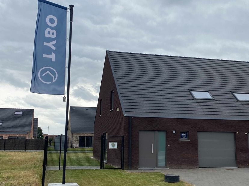 Huis te koop
                    in 7730 Estaimbourg