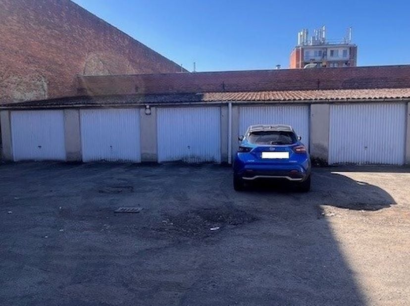 Garage à vendre
                    à 9100 Sint-Niklaas