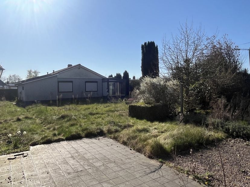 Terrain à vendre
                    à 8490 Varsenare