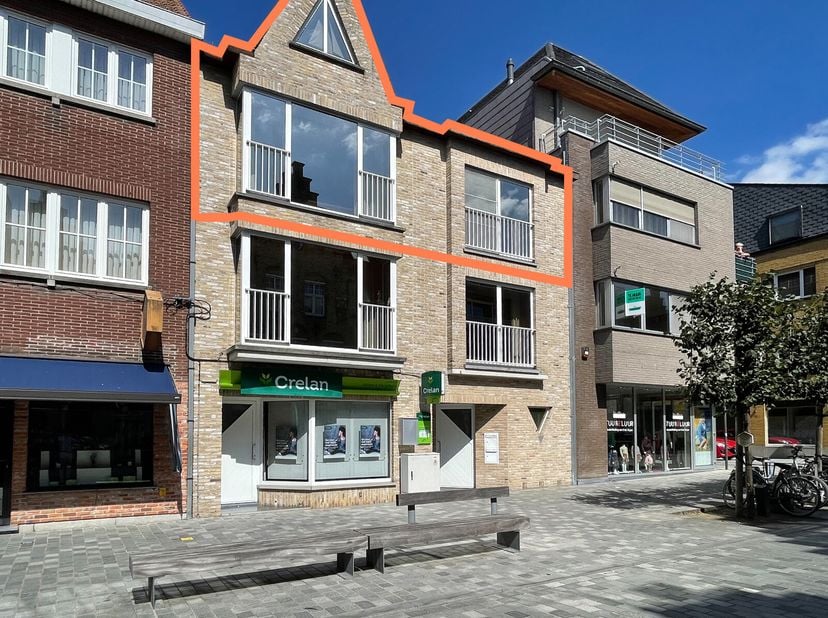 Heeft u meer vragen of interesse in deze opportuniteit, contacteer Daan Seys op 0491/06.97.30 Dit fantastisch appartement is gelegen in de Generaal Ba