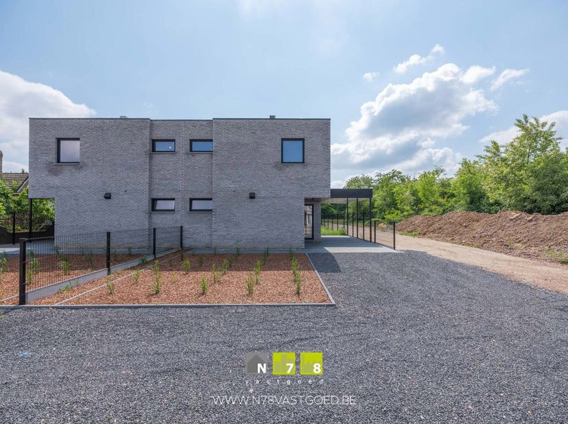 Maison à vendre
                    à 3630 Mechelen-aan-de-Maas