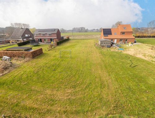                                         Terrain à bâtir à vendre à Ramsel, € 190.000
