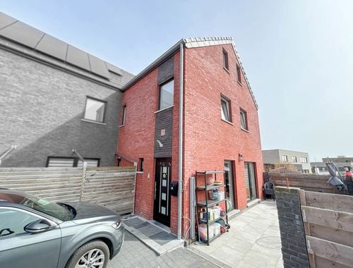                                         Woning te koop in Anderlues, € 255.000
