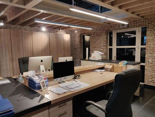                                         Bâtiment d’entreprise à louer à Hulshout, € 900
