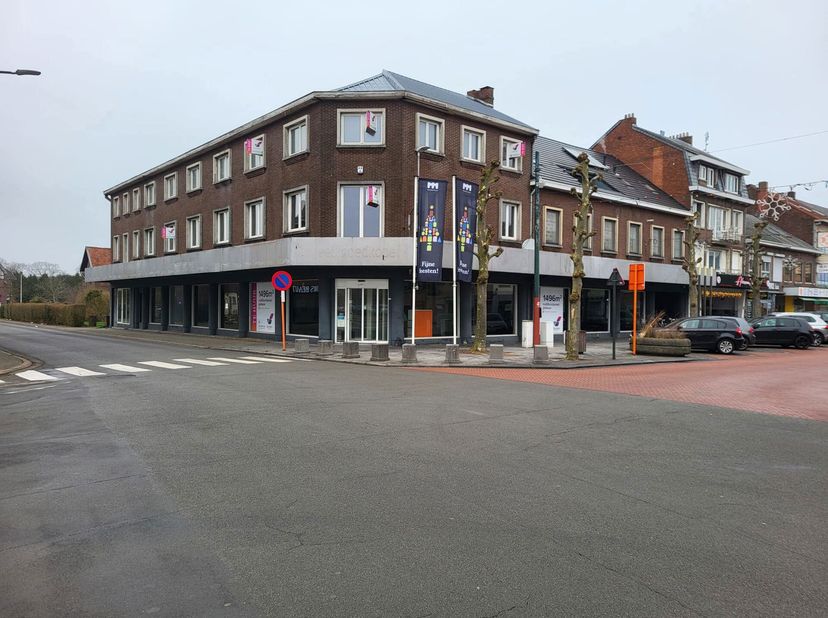 Bien professionnel à louer
                    à 3630 Eisden