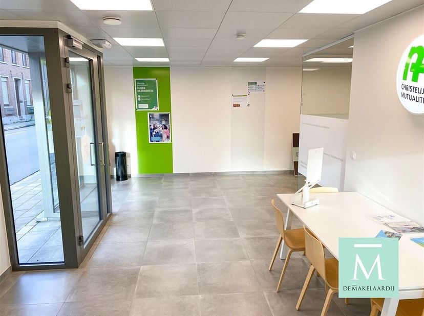 Bien professionnel à louer
                    à 2860 Sint-Katelijne-Waver