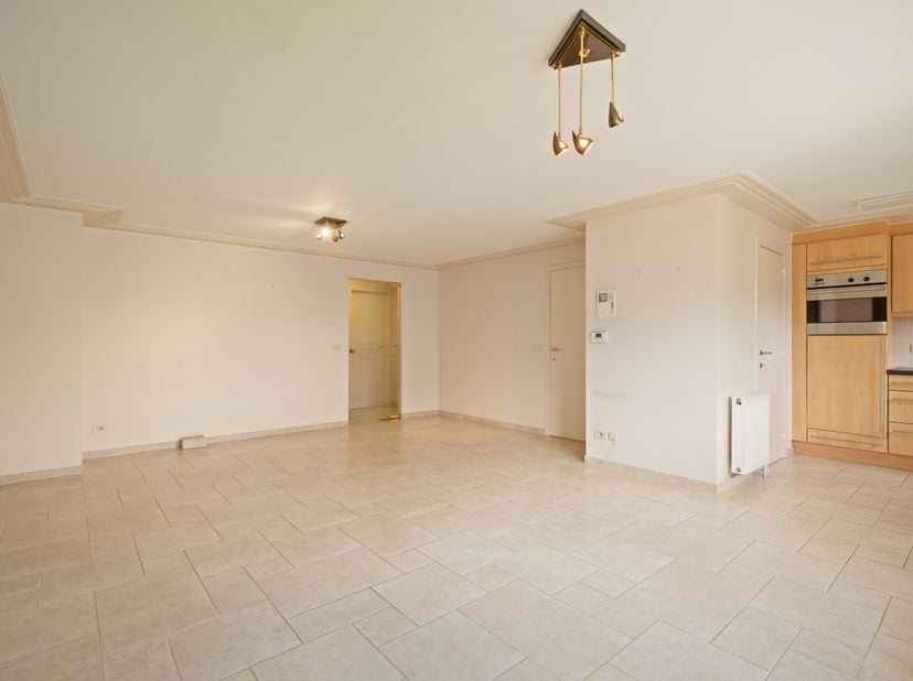 Ben je op zoek naar een instapklaar appartement met alle comfort op een centrale ligging? Dan is dit pareltje op de tweede verdieping van residentie C