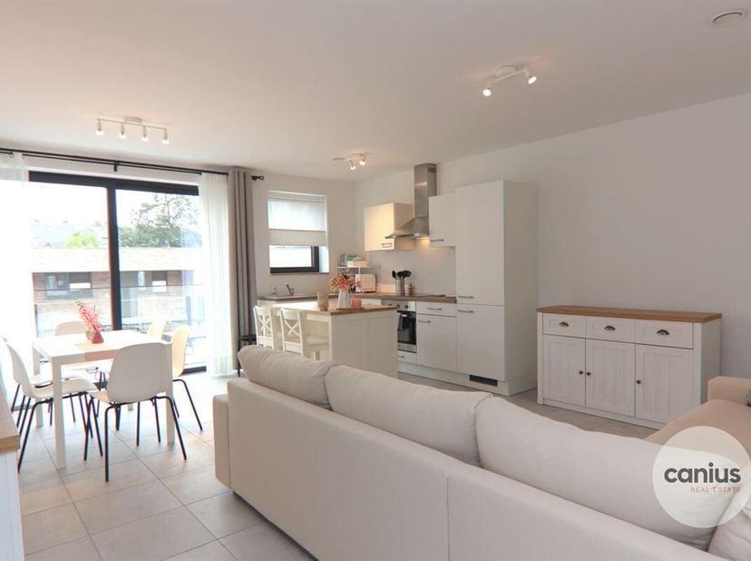 APPARTEMENT MET 2 SLPKS NABIJ HET CENTRUM&lt;br /&gt;
De Spoorstraat te Diepenbeek is de thuisbasis van Residentie Coupé. Deze knappe residentie is centraal