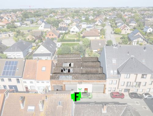                                         Bâtiment commercial à vendre à Oudenburg, € 295.000
