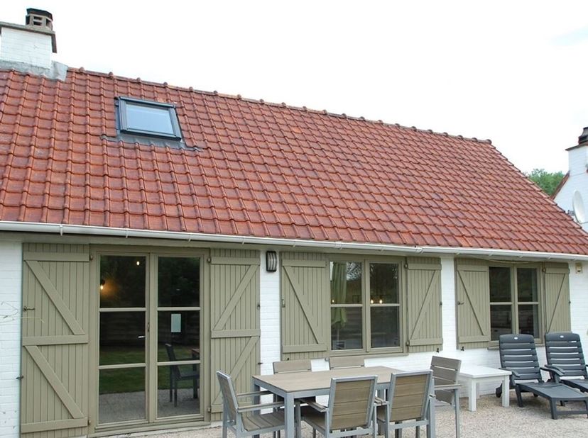 Ontdek deze goed onderhouden vakantiewoning met een fantastische ligging aan de rand van het prachtige natuurreservaat in Domein Duinendaele. &lt;br /&gt;
D