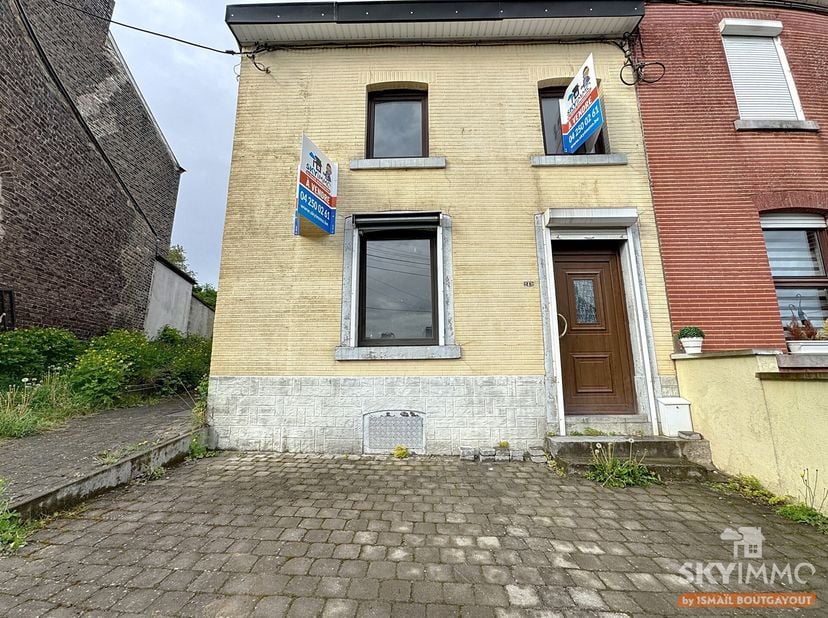 L&#039;agence SKYIMMO vous propose cette magnifique maison bel étage située sur FLEMALLE, ce bien est composé comme suit :&lt;br /&gt;
SOUS-SOL : Cave (16)&lt;br /&gt;