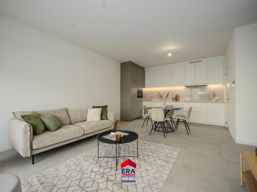 Bel appartement neuf entièrement équipé dans le projet résidentiel Hezerbos à Lommel. Le projet comprend 6 maisons et 11 appartements et est destiné a