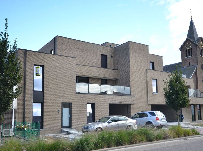 Appartement à louer
                    à 3990 Peer