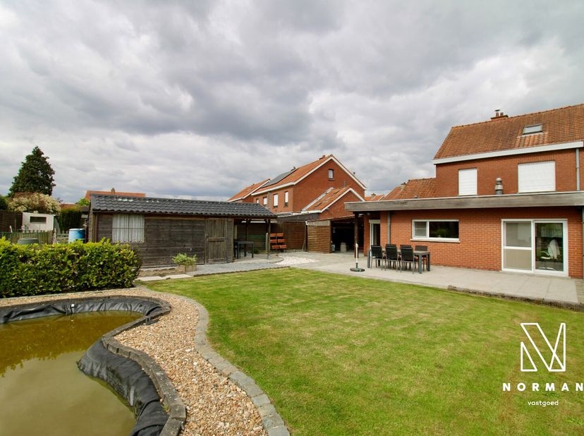 Maison à vendre
                    à 8800 Rumbeke