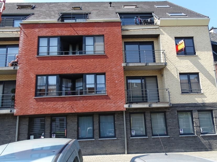 Appartement à louer
                    à 9320 Nieuwerkerken