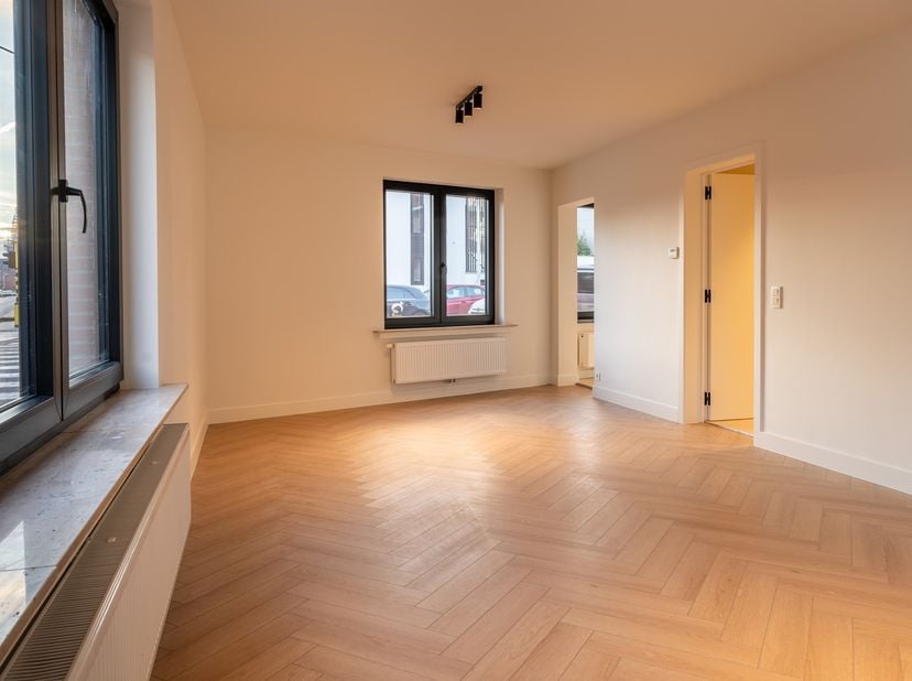 Appartement à louer
                    à 2070 Burcht