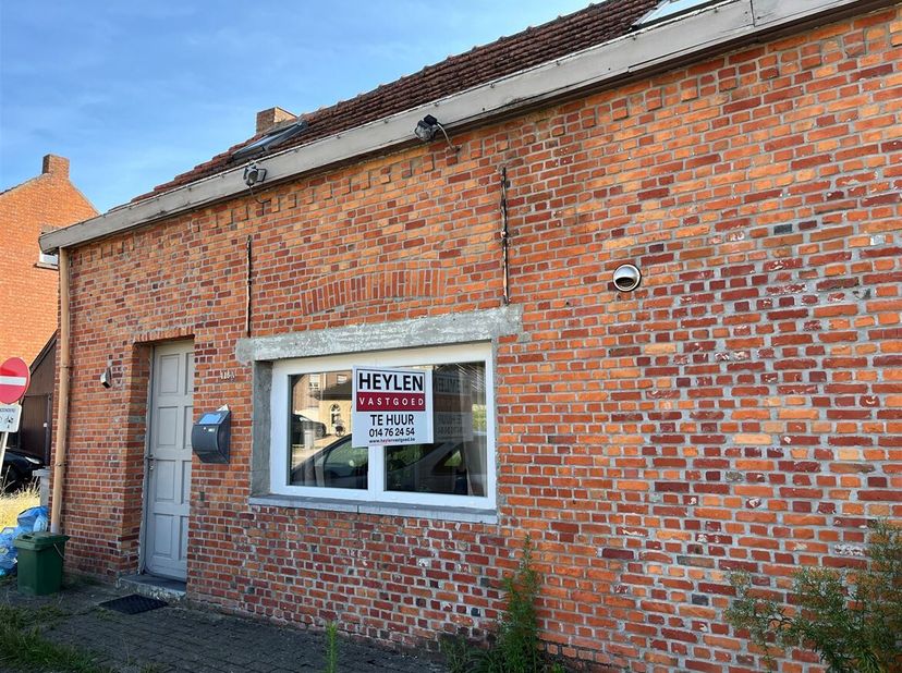 Maison à louer
                    à 2440 Geel