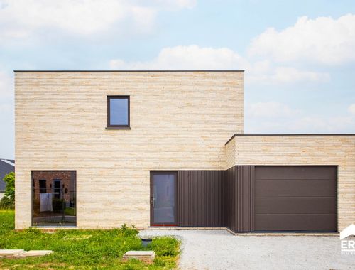                                         Maison à vendre à Krombeke, € 349.000
