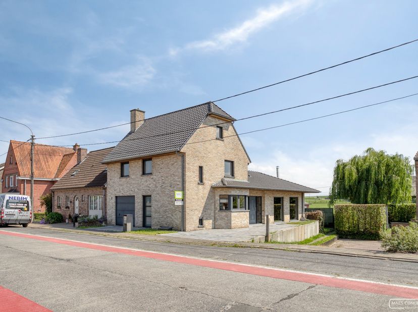 Maison à vendre
                    à 8570 Anzegem