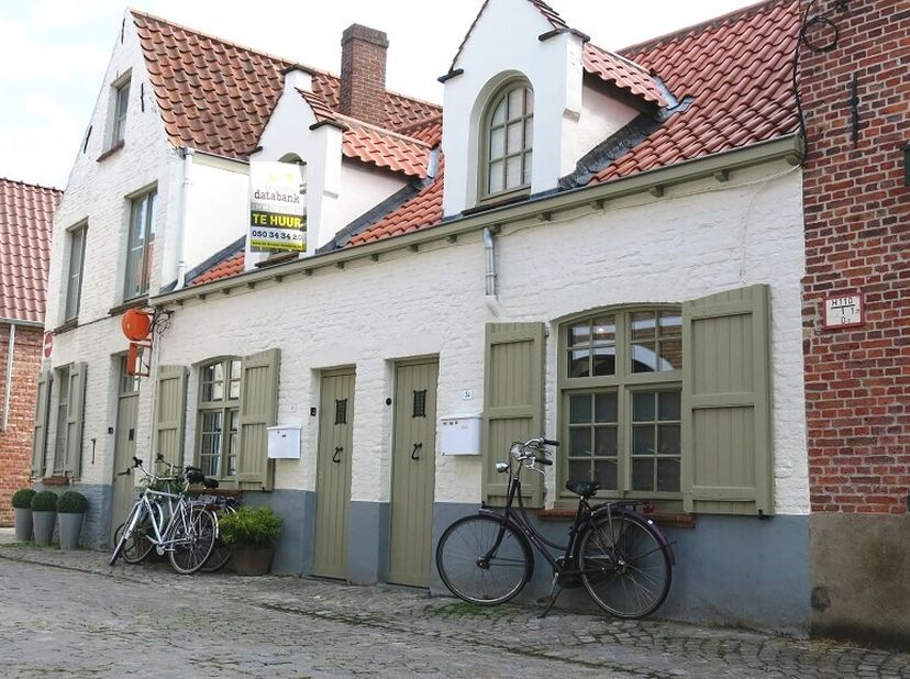 Maison à louer
                    à 8000 Brugge