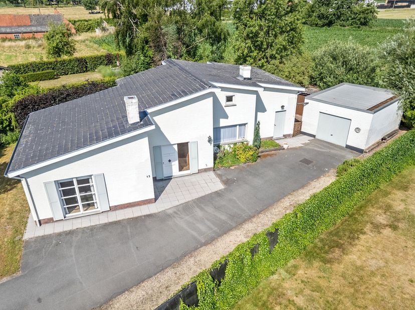 Maison à vendre
                    à 9270 Laarne