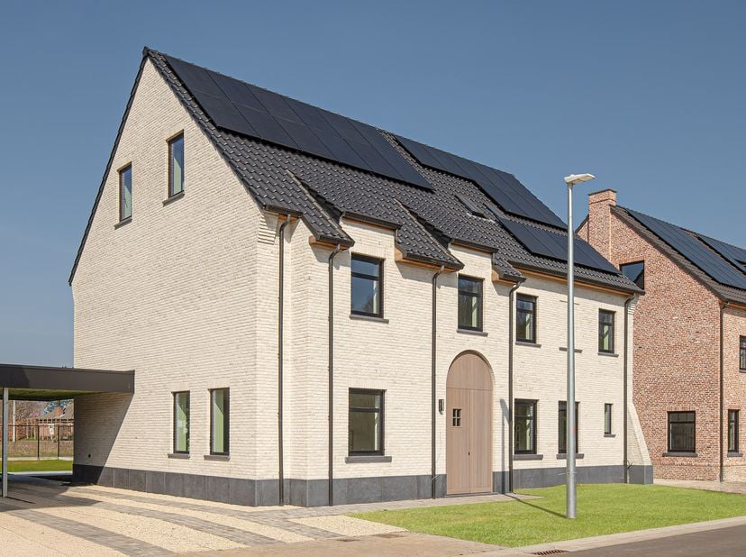 Maison à vendre
                    à 2400 Mol