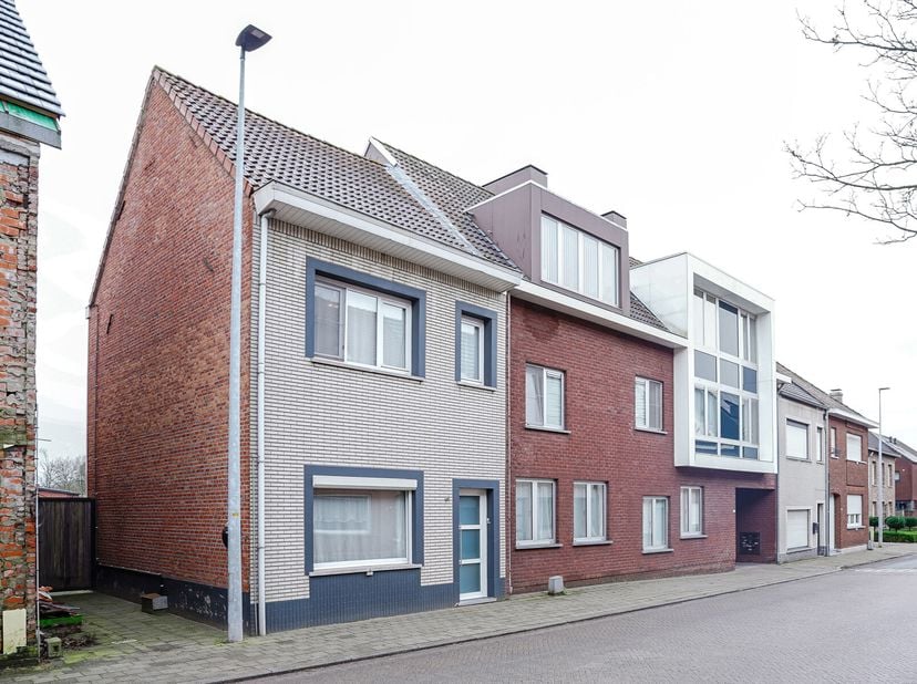 Meer info : https://breevenstraat110.hellohome.be/&lt;br /&gt;
Meteen een afspraak? Contacteer de eigenaar op 0479 23 14 84&lt;br /&gt;
Welkom in deze instapklare