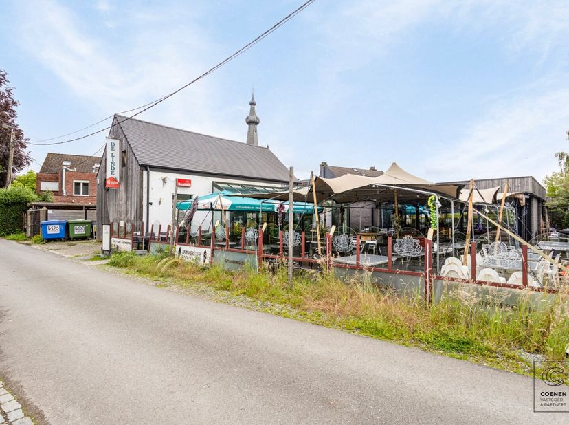 Bien professionnel à vendre
                    à 2520 Ranst