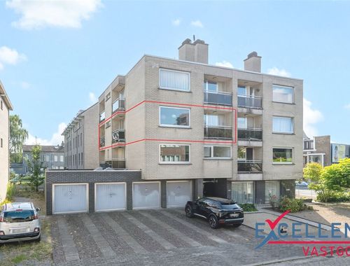                                         Appartement à vendre à Sint-Amandsberg, € 238.000
