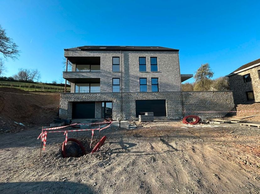 Appartement à vendre
                    à 4920 Harze