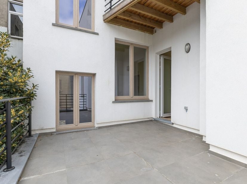Cet appartement est libre à visiter sans rendez-vous samedi le 19/4 de 13h30 à 15h. Blankenberge: Appartement entièrement rénové avec 2 chambres et te