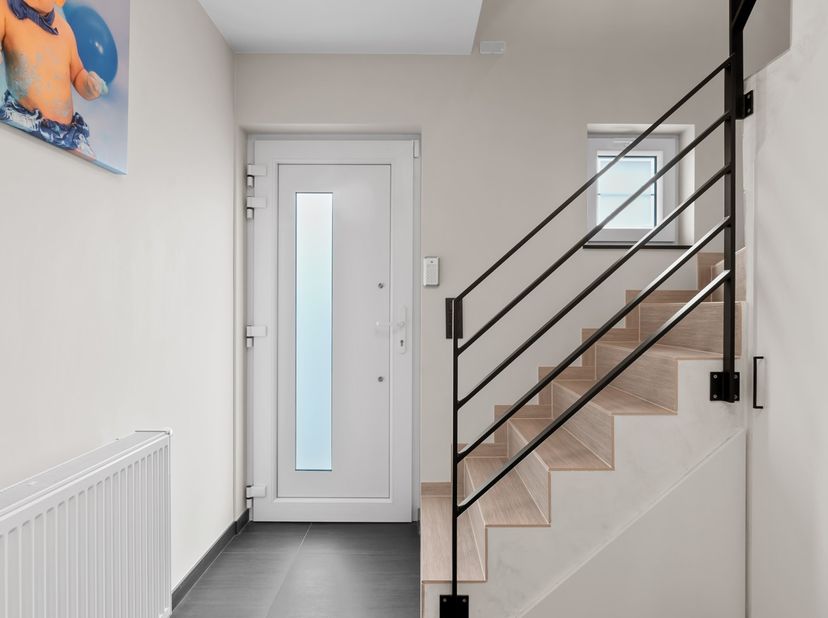 Welkom op de Cederstraat 46 in Houthalen Helchteren.&lt;br /&gt;
&lt;br /&gt;
Deze instapklare en moderne woning is gelegen in een doodlopende straat en in een bi