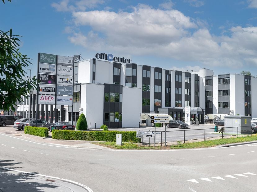 Officenter is een full service businesscenter en biedt vaste kantoren, flex kantoren, coworking space, meetingrooms en ateliers aan.&lt;br /&gt;
Wij hebben