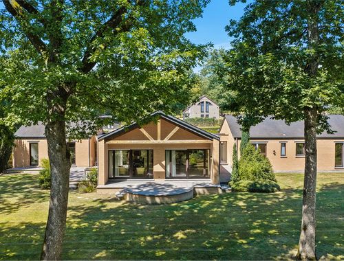                                         Eengezinswoning te koop in Somme-Leuze, € 575.000
