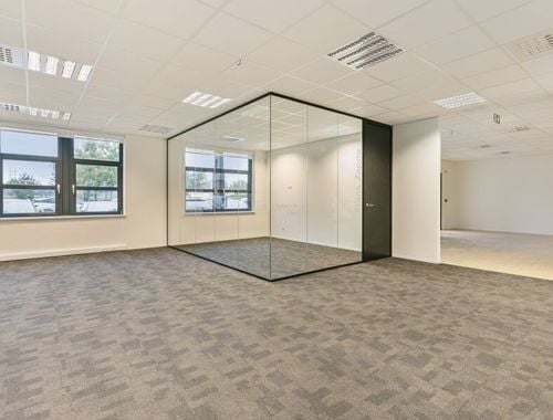                                         Bedrijfsgebouw te huur in Mechelen, € 14.231,25

