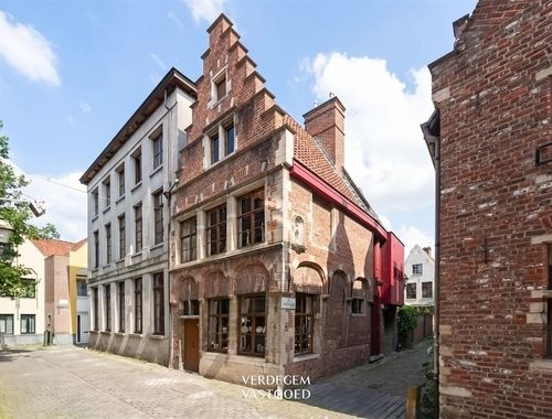                                         Commercieel Gebouw te koop in Gent, € 595.000
