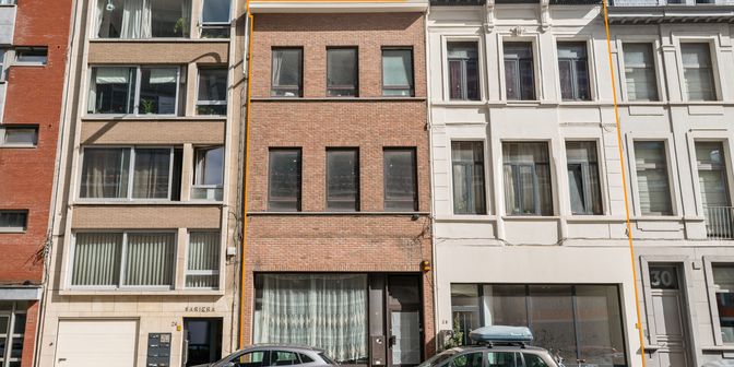 Bedrijfsvastgoed te koop in Generaal Lemanstraat 26-28, 2600 Berchem